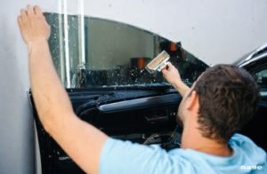 Основные правила ухода за тонированными стеклами